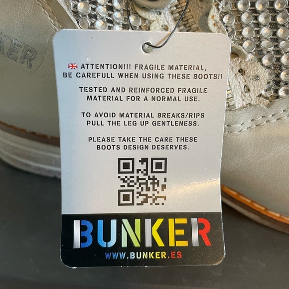 Women's Silver Ankle Boots - Picture 6 of 6